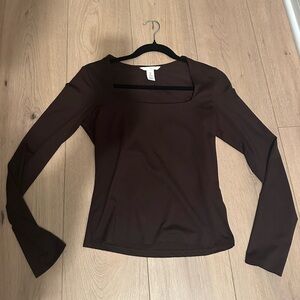 BROWN LONG SLEEVED JERSEY TOP